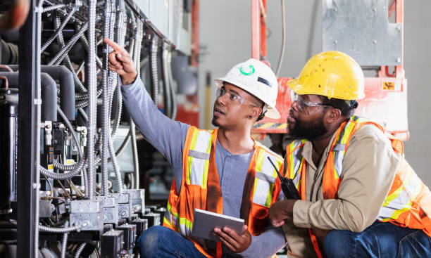 Best Local Electrician Companies  in Bear Creek, FL